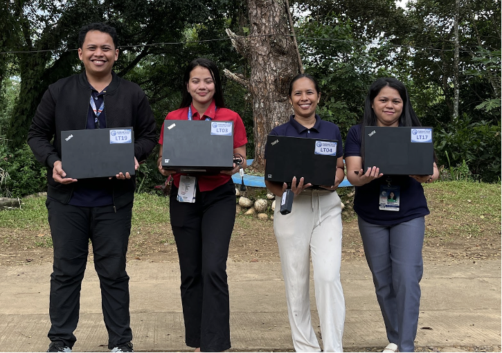Caltex donates to PCHS